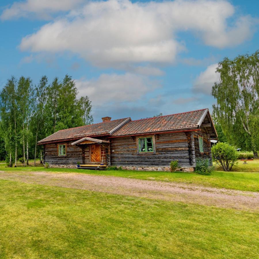 Traditionell Timmerstuga - Mora, Gesunda Solleron Exterior foto